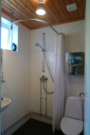 Gäste-WC_2 Kopie.jpg