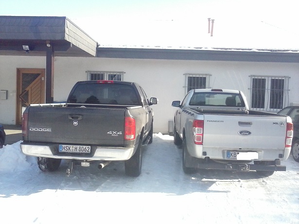Hier neben dem aktuellen Ford Ranger