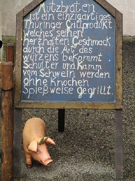 In Thüringen gibt es besondere Schweine-Teufelsbraten!