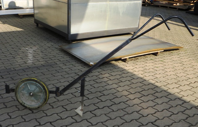 radhacke1.JPG