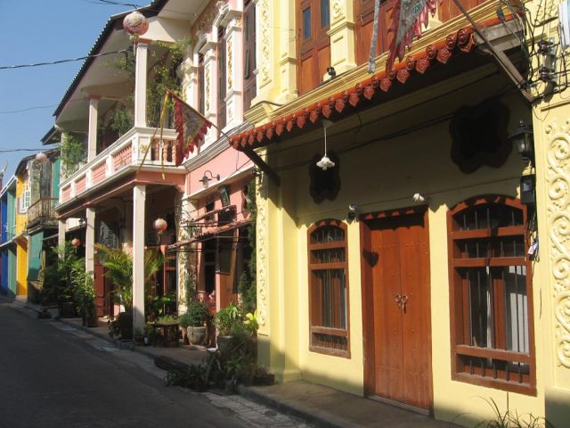 Ch.town2-our pink house.jpg