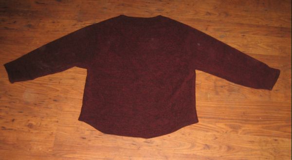 Pullover rot.jpg
