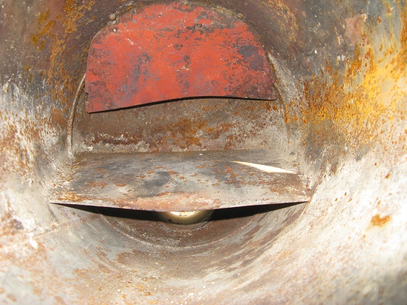 umlenkbleche, rost fehlt auf bild