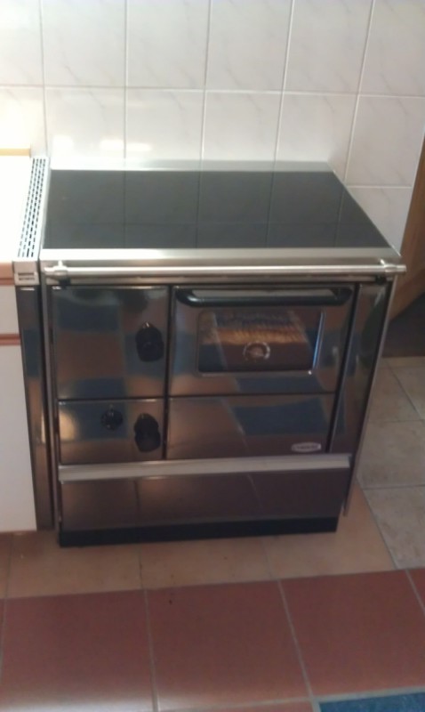 unser Lohberger, seit Anfang November fast täglich benutzt, obwohl er sehr ungünstig im Keller steht.