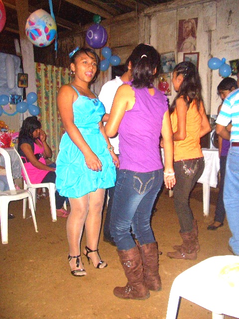 Tanzen zu Hause. Pura Vida.