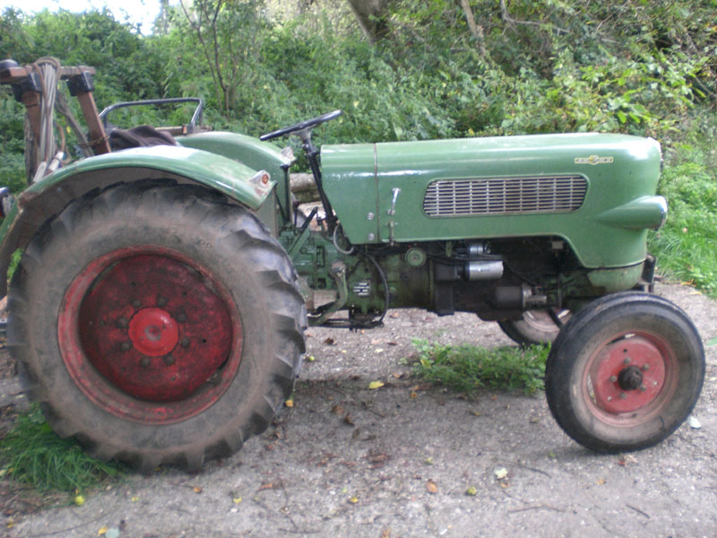 Apfelhängerzugmaschine