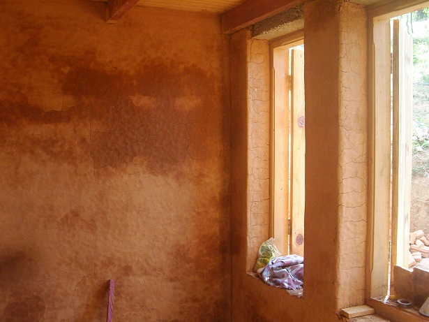 Hammerschlag auf Lehmputz.jpg