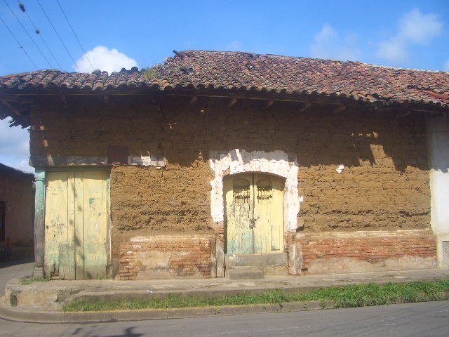 Haus zum Selbstausbau!