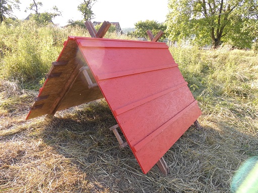 Der auseinandernehmbare Unterstand mit Tragegriffen