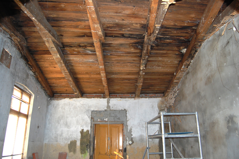 Decke Anbau klein.jpg