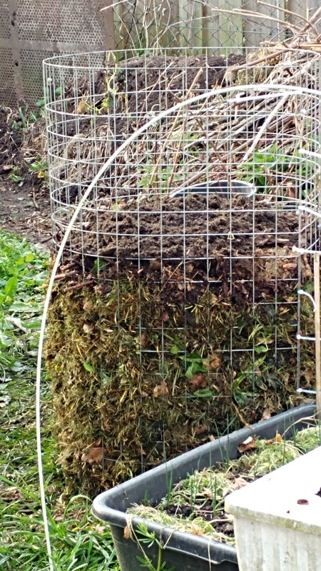 Mit Haube und Schluss für heute