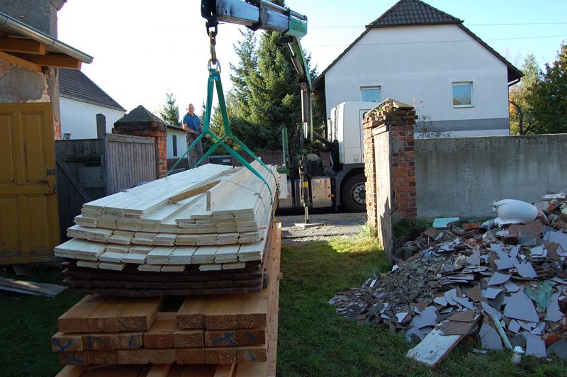 2017 10 Holz schwebt ein 3 800.JPG