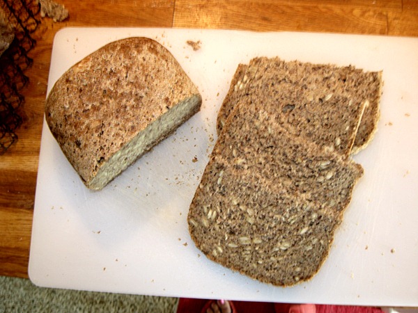 brot aus brotbackautomat