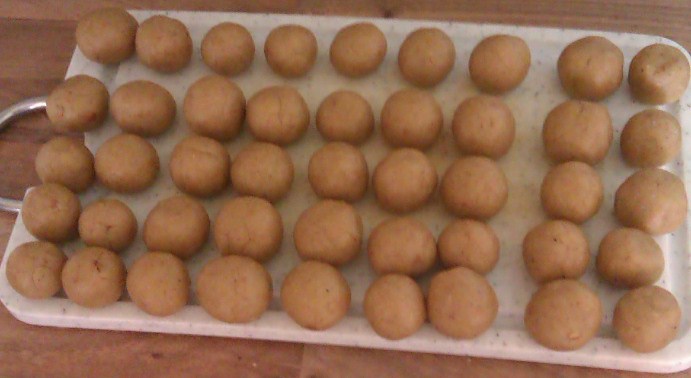 45 leckere Markklößchen, die aufs Kochen warten