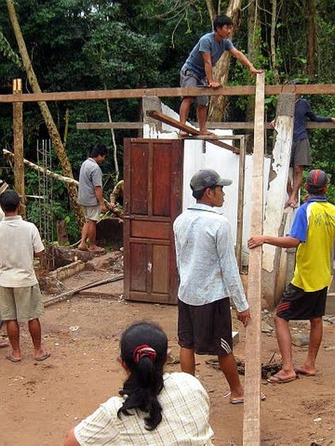 ...neue Latten holen...