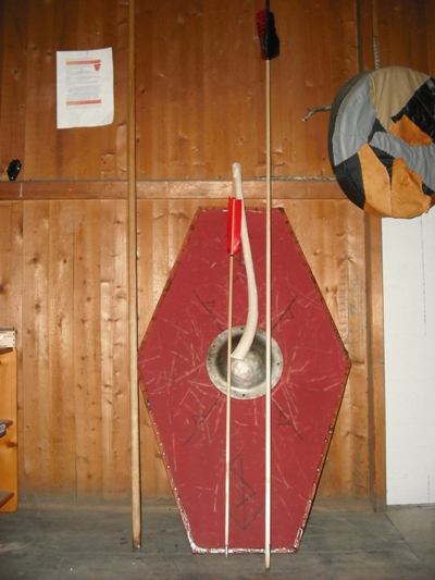 Schleuder und Pfeile.jpg