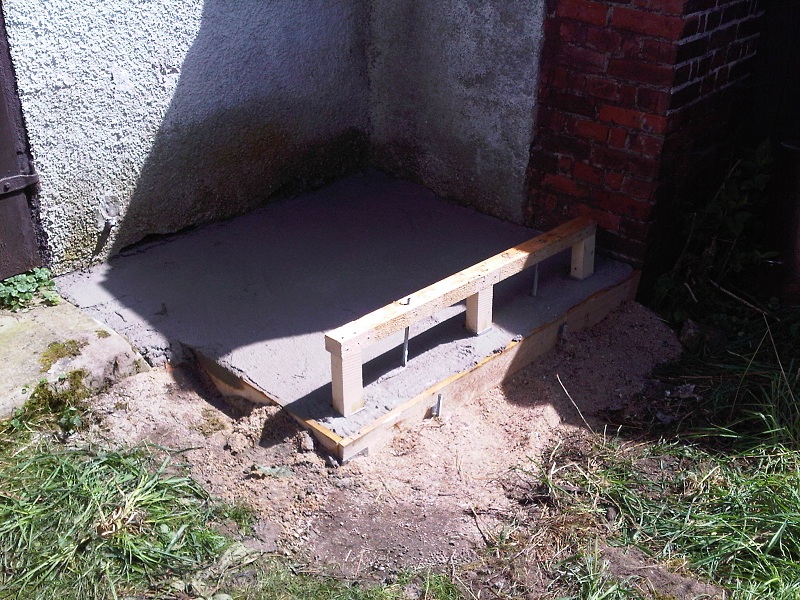 Betonplatte Holzlager1 - VK.jpg