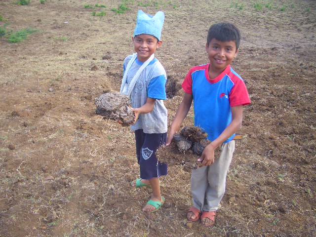 Spezalkommando " Pizza suche oder Kuhfladen genannt"