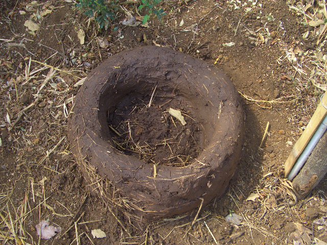 Versuch Lehm mit viel Stroh!